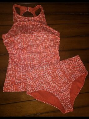Athleta Coral Pink Patterned Tankini Set